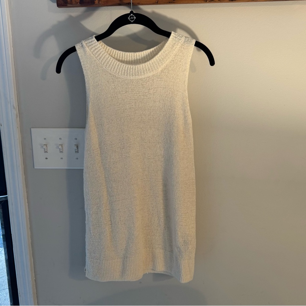 Old Navy Tank‎